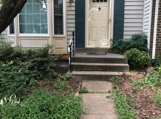 4987 McFarland Dr, Fairfax, VA 22032