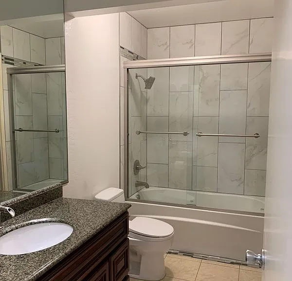 917 Hough Ave #9 — Photo 23