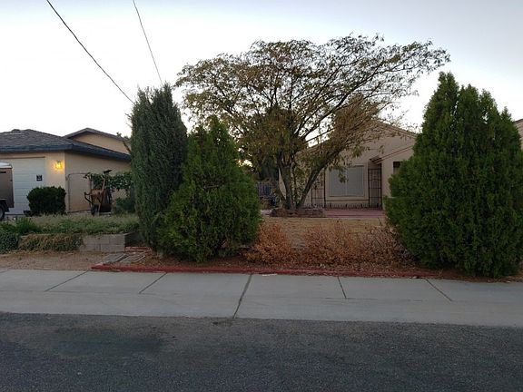 3rd image of 3279 N Yuma St