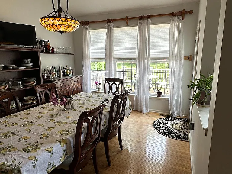 209 Turnbridge Ct — Photo 6