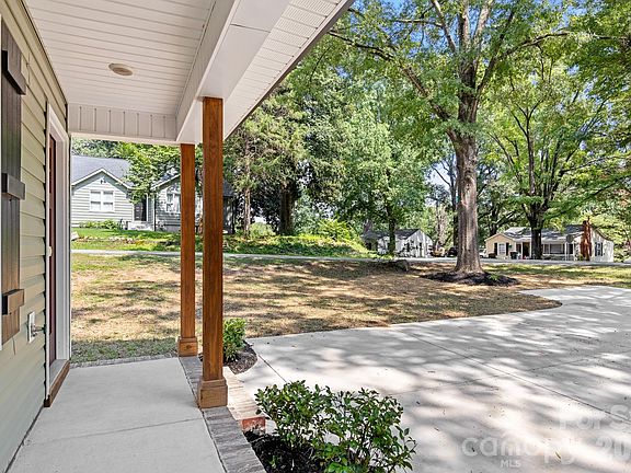 5th image of 600 Sunderland Rd