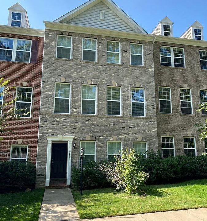 1st image of 15818 Stokes Ln