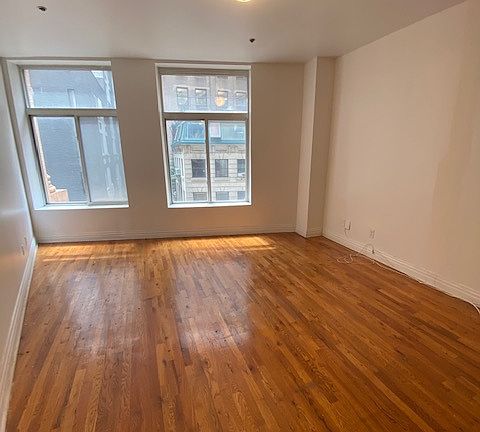 5th image of 21 Maiden Ln APT 5A