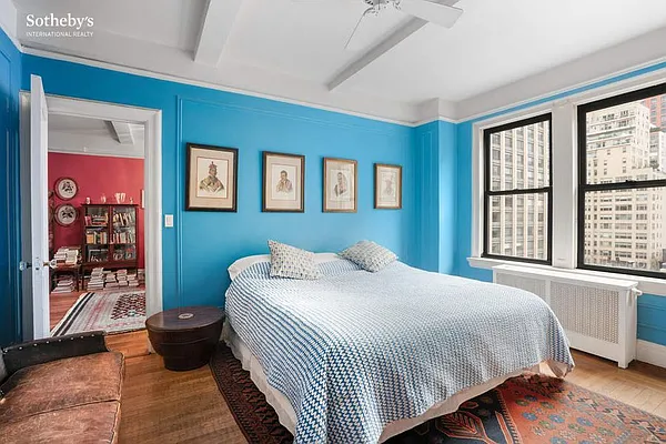 Sold by Sotheby's International Realty | media 3