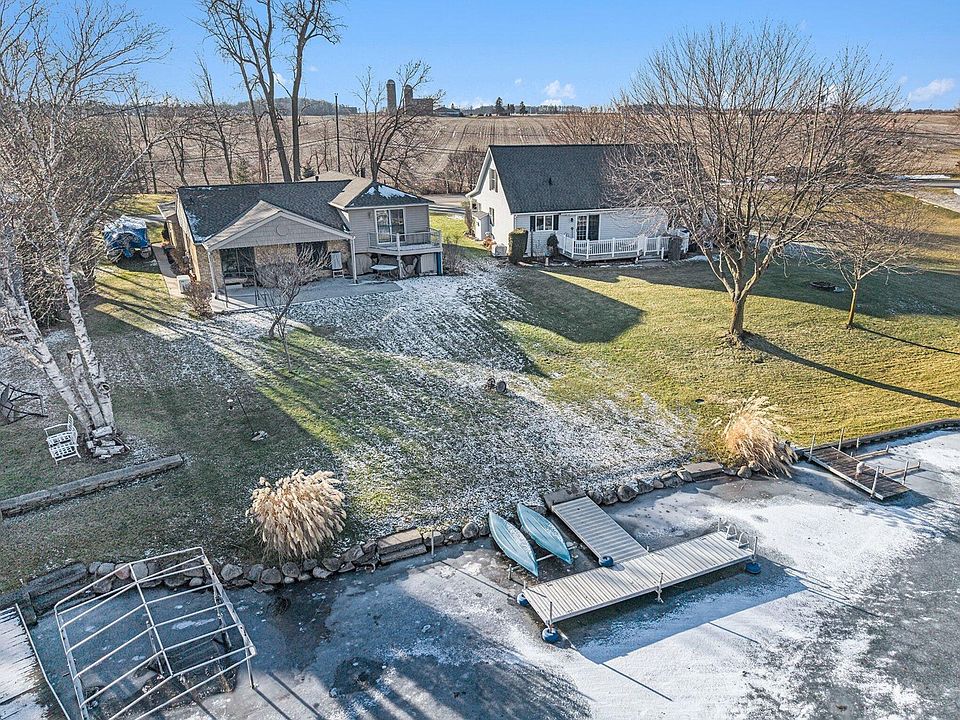 1st image of 215 Somerset Dr