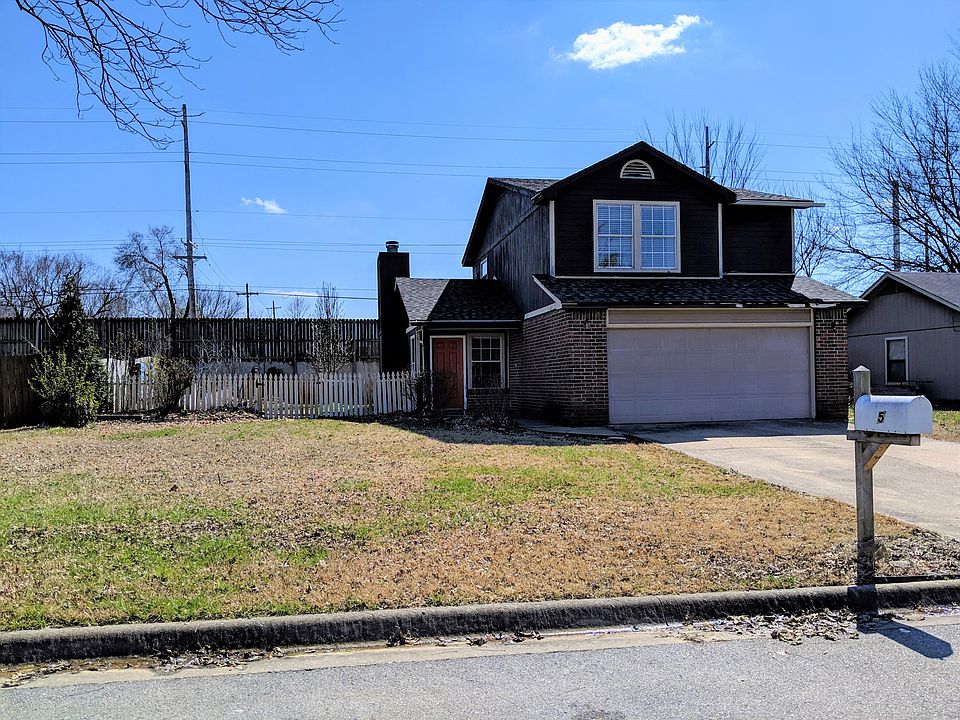 1st image of 5 Brookhaven Ct
