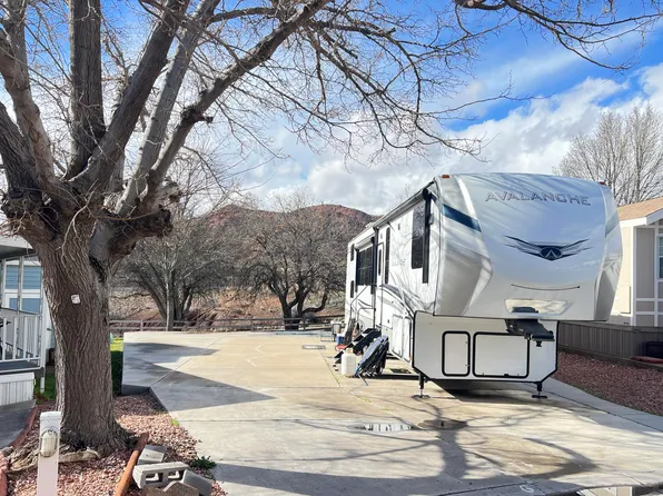 6 Scenic Cir, Hurricane, UT 84737