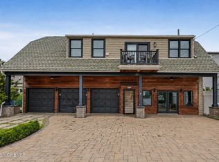 100 10th Ave, Belmar, NJ 07719