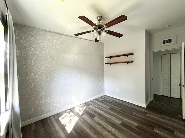 2252 Howard Dr — Photo 35