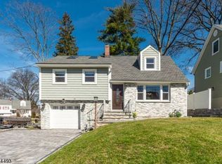 112 Hutton Rd, Clifton, NJ 07013