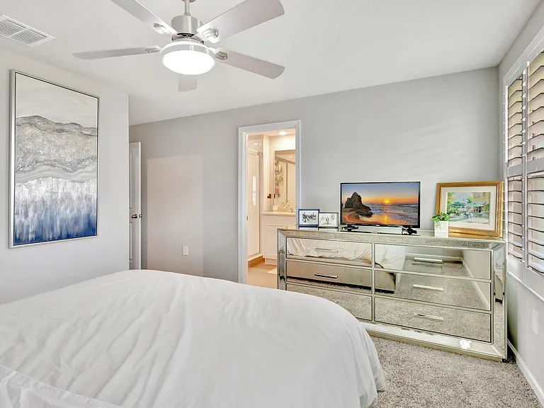 345 SE Angler Dr — Photo 37
