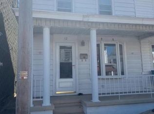 12 S Nichols St, Saint Clair, PA 17970