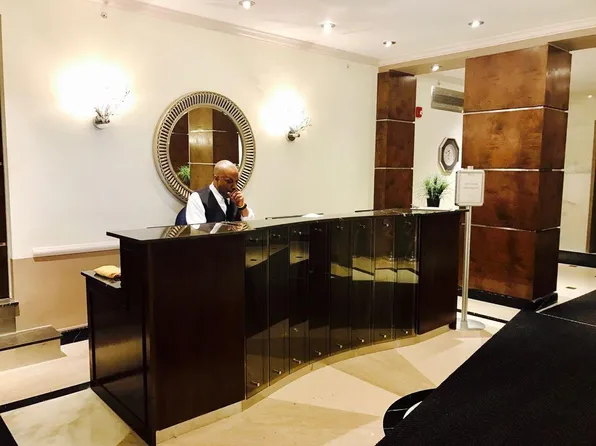 201 Saint Pauls Avenue image 3 of 15