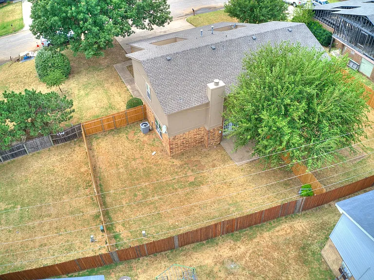 504 N Davis Ave — Photo 8