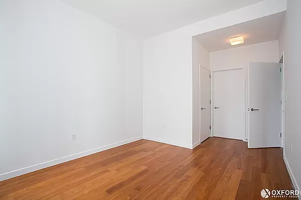 Rented by Oxford Property Group | media 7