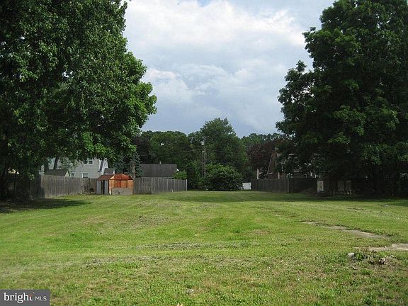 4th image of 109 Richland Ave