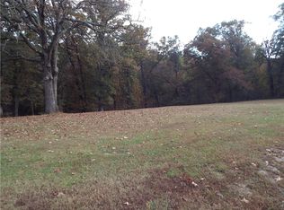 211 Redbud Ln NE, Gravette, AR 72736