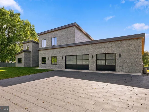298 Paoli Pike, Malvern, PA 19355