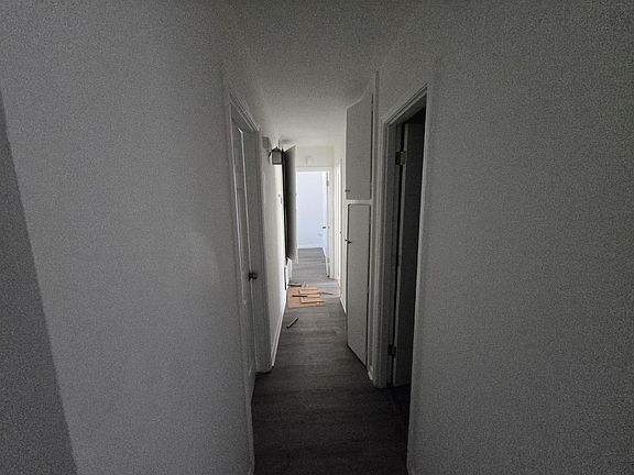 5th image of 3230 Ridgeland Dr