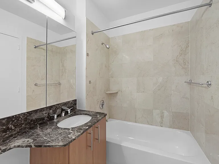 408 E 92nd St #26F — Photo 16