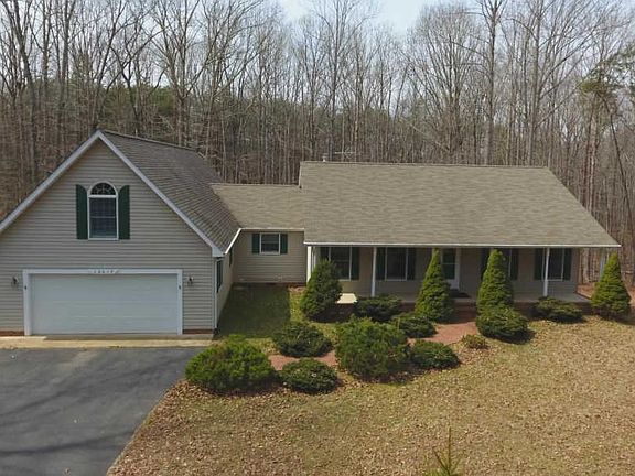 3rd image of 12017 Lee Dr