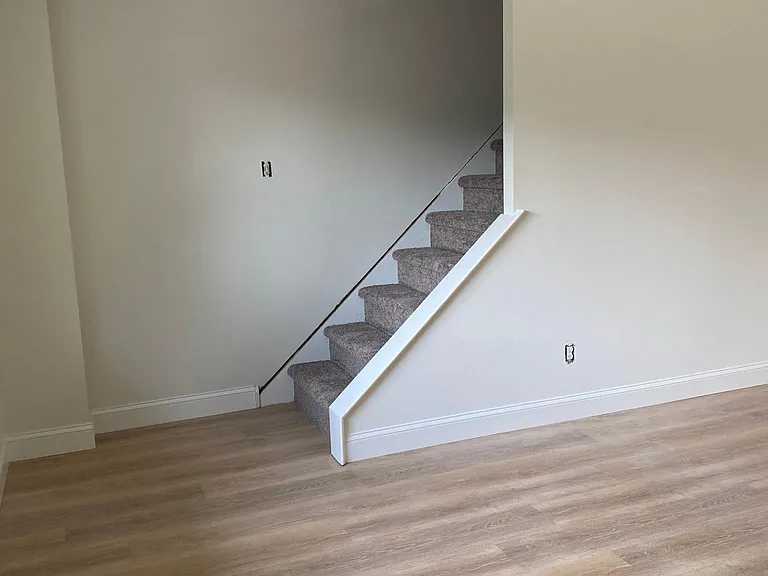 2851 Rossiter Ave — Photo 13