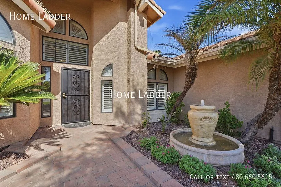 Lakefront Luxury with Pool & Private Boat Dock! — Photo 2