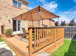 446 Huntington Ridge Dr N, Mississauga, ON L5R 0A9