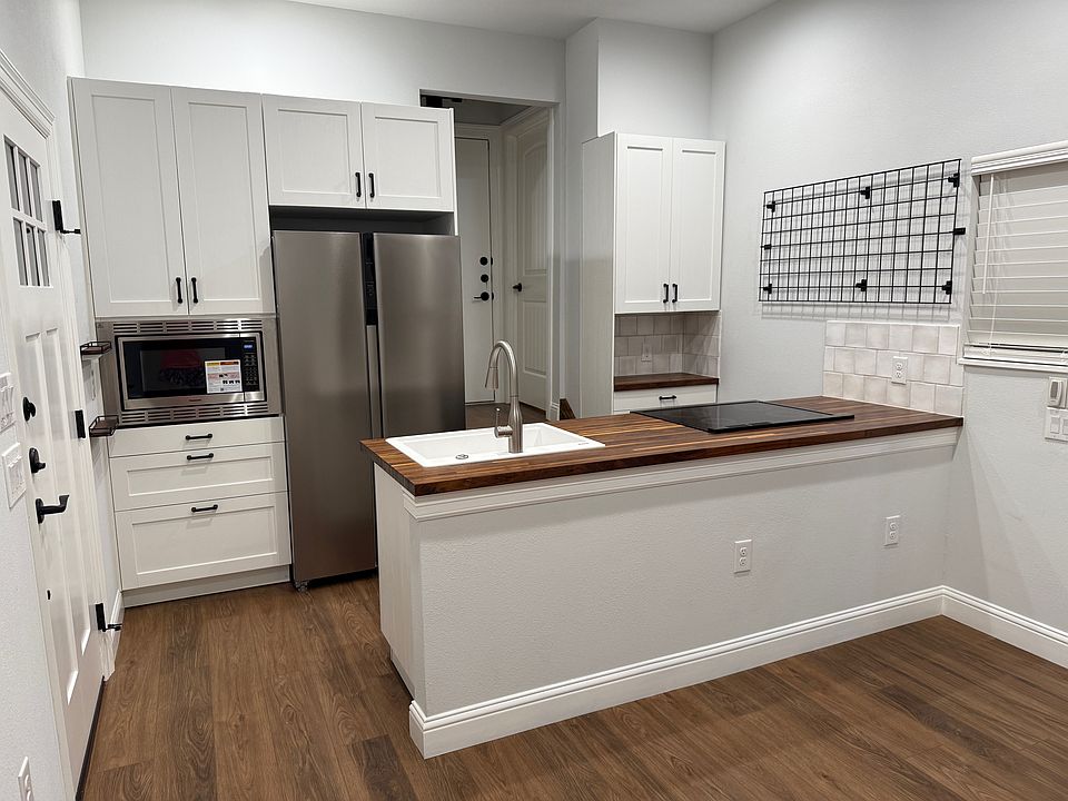 2nd image of 4908 Grover Ave #B