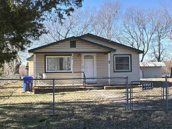 606 S 8th St, Porter, OK 74454