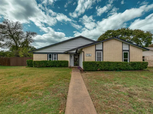 32 Green View Cir, Richardson, TX 75081