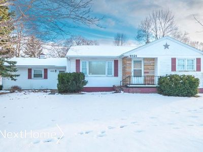 6121 Corunna Rd, Flint, MI, 48532