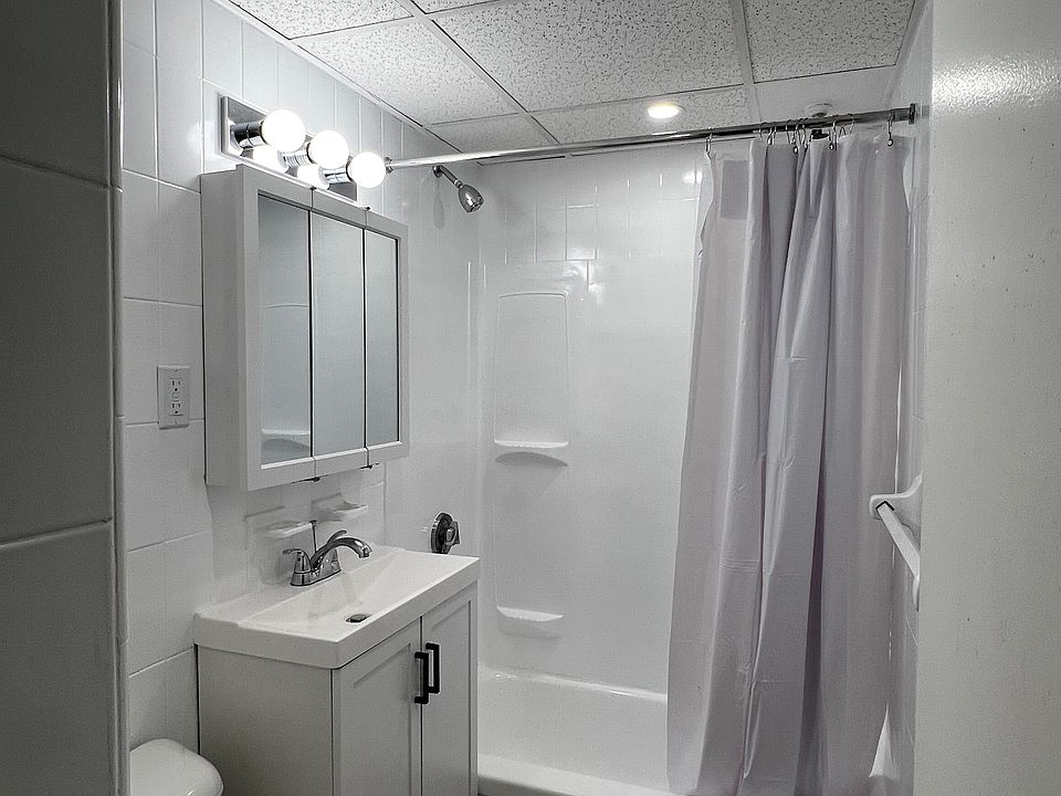 2nd image of 6 Saint Mark St APT A