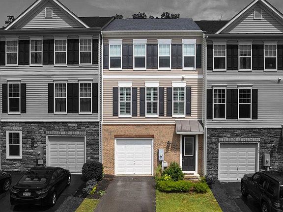 2nd image of 103 Sequoia Dr