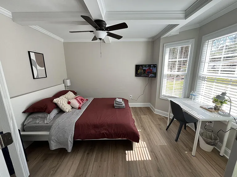 Laurel Wood Trl — Photo 3