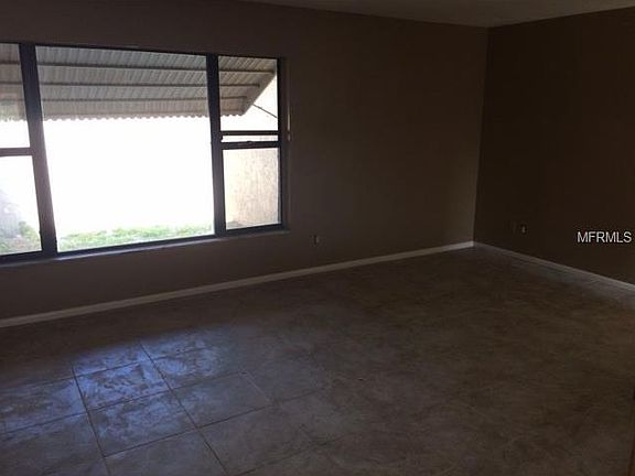 2nd image of 2161 San Jose Blvd