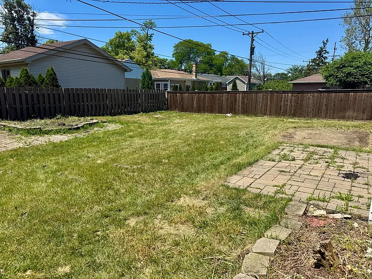912 N Greenwood Ave — Photo 14