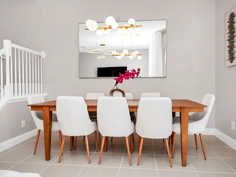 302 Captiva Dr — Photo 14