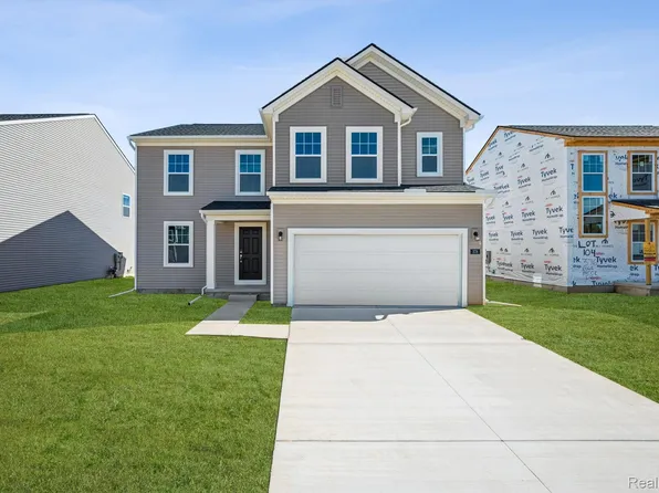 378 Edge Brk, Holly, MI 48442