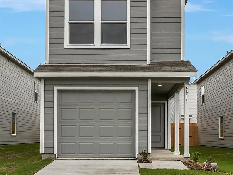 6819 Highlands St — Photo 33
