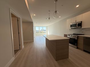 24 Brooks St #407, Jersey City, NJ 07302