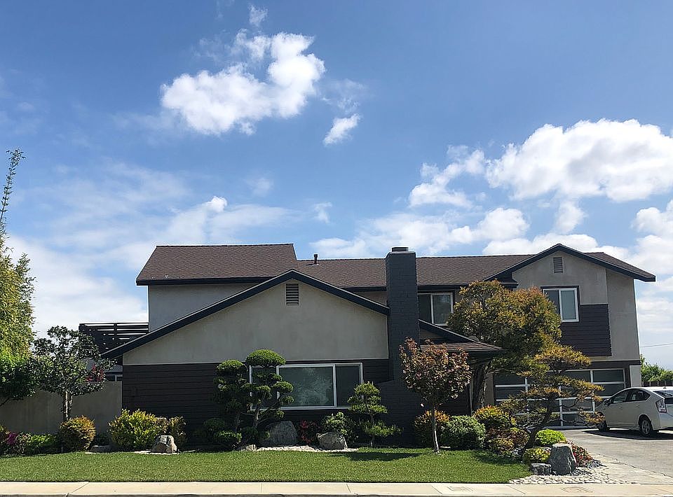 1st image of 641 Crest Vista Dr
