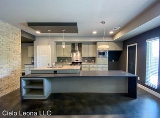 17509 Black Hawk Dr, Edmond, OK 73012