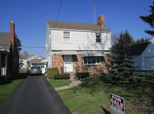 119 Helen Dr, Rossford, OH 43460