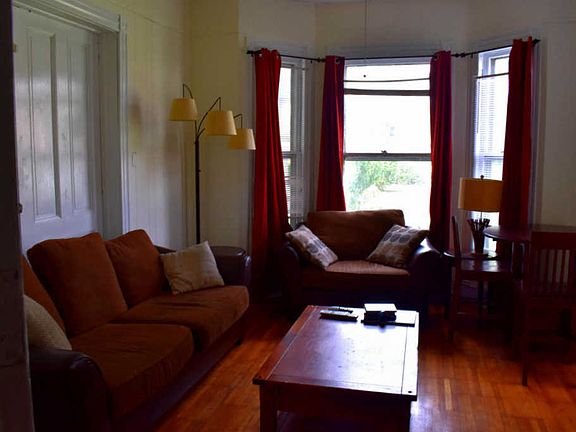 3rd image of 1704 Washington Ave