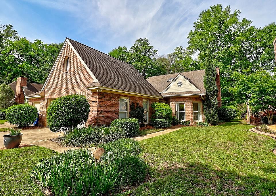 1st image of 19 Parkplace Ct