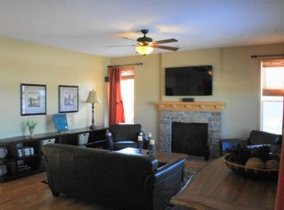 1124 Kerber Pass, Chaska, MN 55318