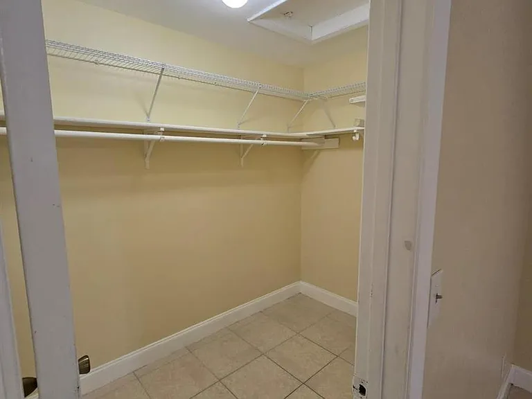 8775 NW 39th St #8775 — Photo 10