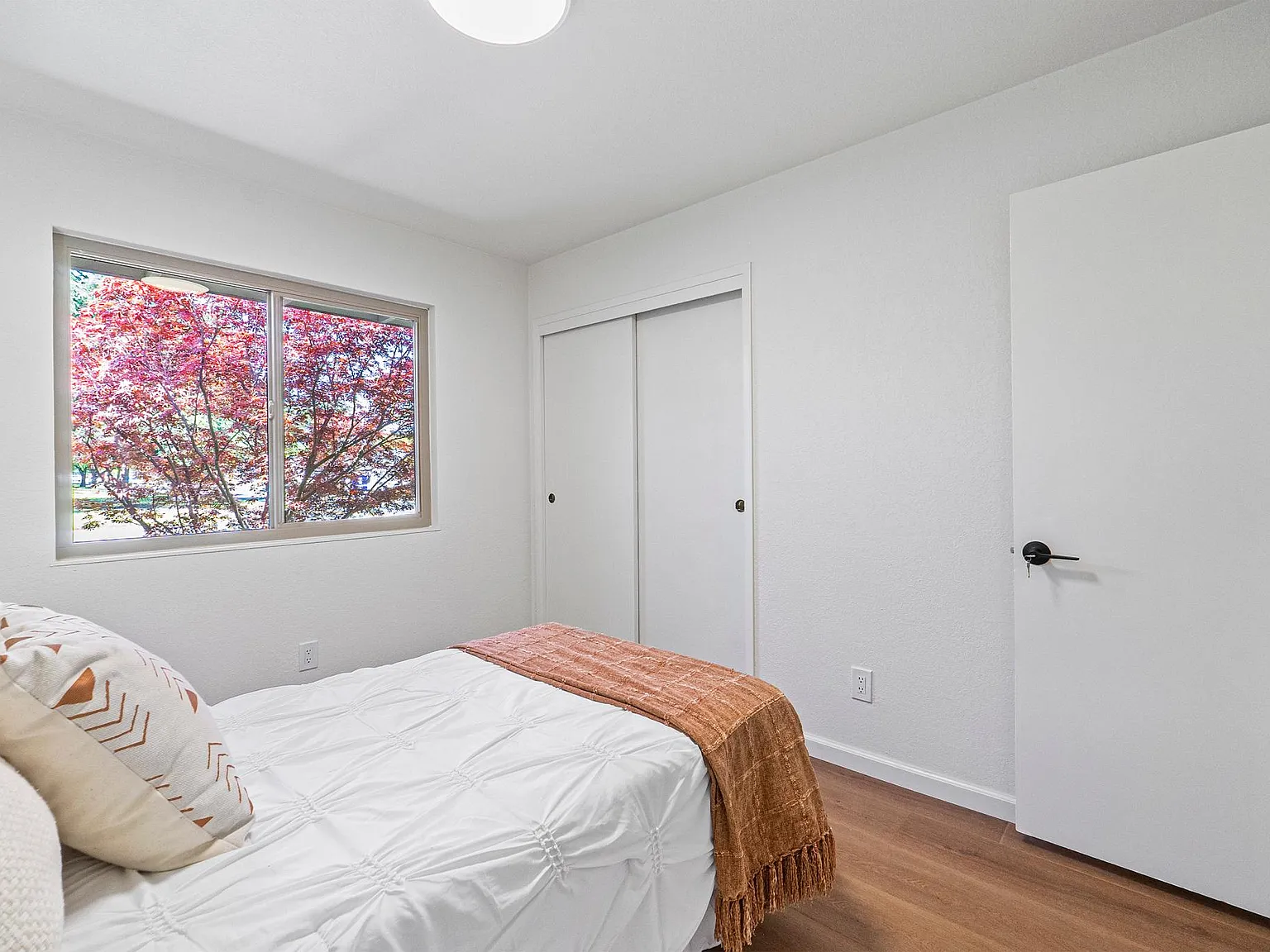 3 bed, 1543 sqft, $4,600 — Photo 4