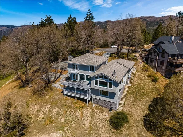 30287 Leprechaun Dr, Running Springs, CA 92382